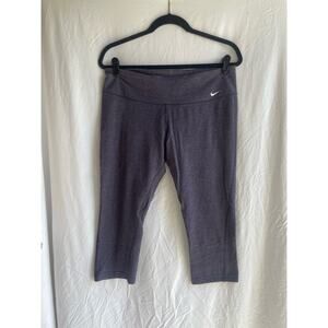 Nike - Dusty Purple Dri-Fit Capri Leggings - Size Large